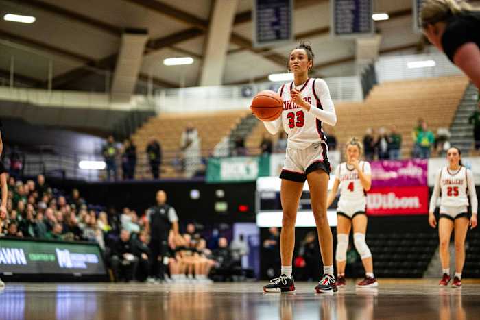 Clackamas Jesuit 6A Oregon girls basketball quarterfinal 2024 Naji Saker-116